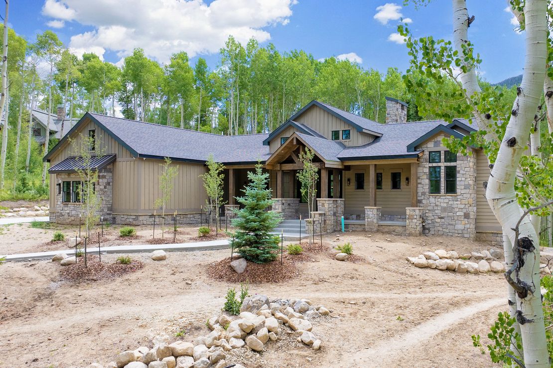 2210 Wildberry Lane